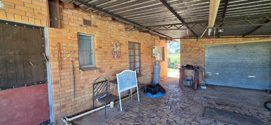 5 Bedroom Property for Sale in Vaal Park North West